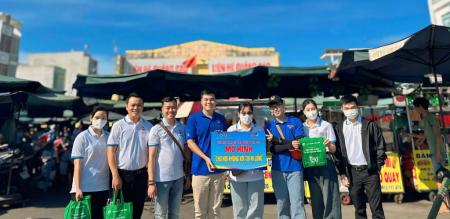 ĐOÀN PHƯỜNG AN HÒA: RA QUÂN THỰC HIỆN MÔ HÌNH “CHỢ NÓI KHÔNG VỚI TÚI NI LÔNG” ĐOÀN PHƯỜNG AN HÒA: RA QUÂN THỰC HIỆN MÔ HÌNH “CHỢ NÓI KHÔNG VỚI TÚI NI LÔNG”